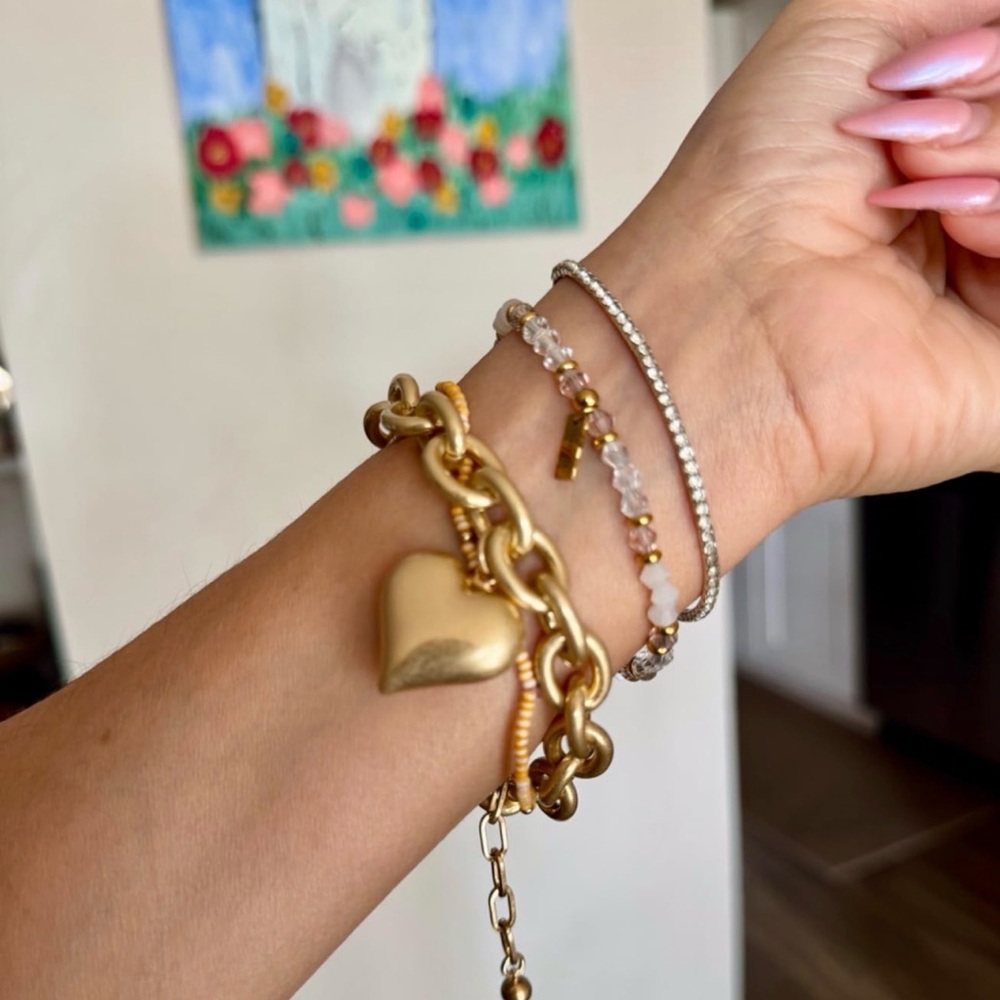 Gold Heart Charm Bracelet - Picture 4 of 6